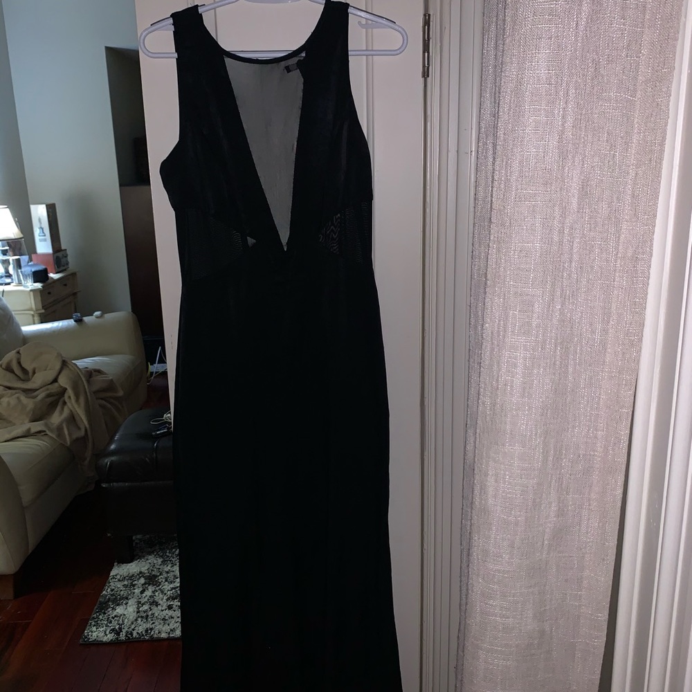 Beautiful black dress with mesh